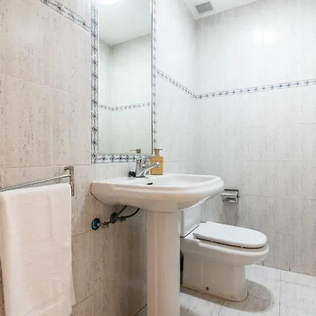 Tuguest Grisolia House - Free Parking Armilla Buitenkant foto